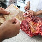 گران شدن بهای گوشت و مرغ در ايران